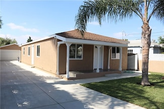 4040 W 103rd St, Inglewood, CA 90304