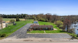 1355 Falahee Rd, Jackson, MI 49203
