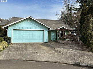 2200 NW Cabrillo Ct, Roseburg, OR 97471