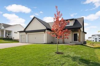 18559 Hexham Ln, Lakeville, MN 55044