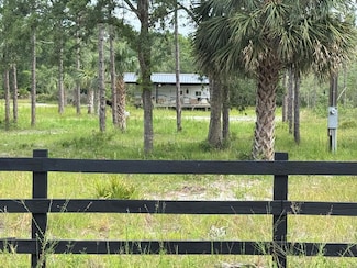 104 Sugar Hill Rd, Steinhatchee, FL 32359