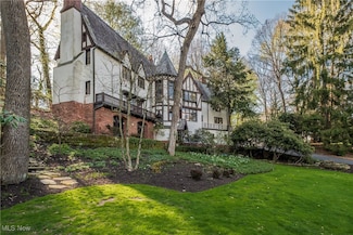2421 Brentwood Rd NW, Canton, OH 44708