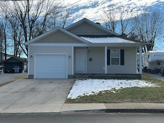 572 E Broadway St, Madisonville, KY 42431