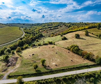 6413 Muddy Creek Rd, Winchester, KY 40391