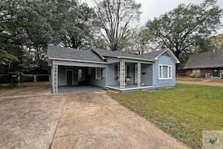1423 Linden Ave, Texarkana, AR 71854