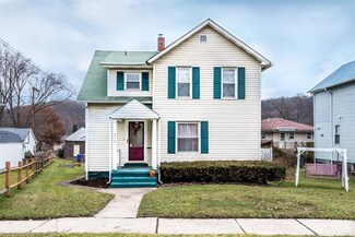 214 W Main St, Evans City, PA 16033