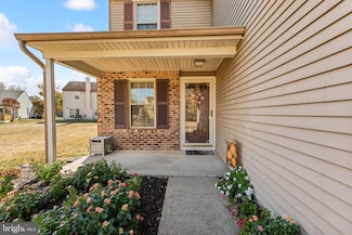 71 E Peachtree Ct, Mount Laurel, NJ 08054