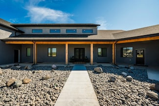 426 Kingfisher Ave, Sheridan, WY 82801