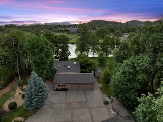 1399 Oregon 234, Eagle Point, OR 97524