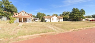 1608 Backus St, Paducah, TX 79248