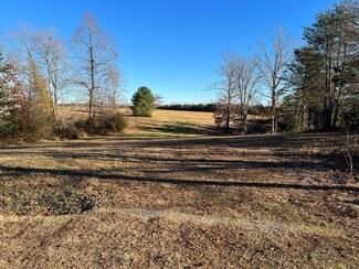 135 Magnolia Acres Rd, Dry Fork, VA 24549
