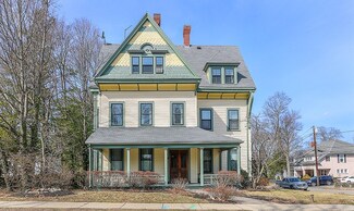 49 Grove St Unit 4, Auburndale, MA 02466