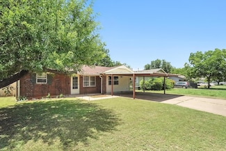 2142 Woodard St, Abilene, TX 79605