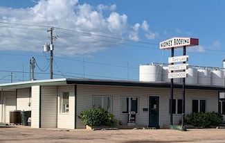 402 E 1st St, Ogallala, NE 69153
