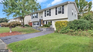 1006 Christmas Ln, Gambrills, MD 21054