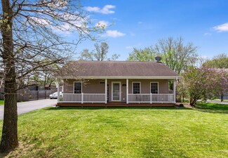 9243 Pleasant Ave, Tinley Park, IL 60487