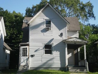 924 Harrison St, Elkhart, IN 46516