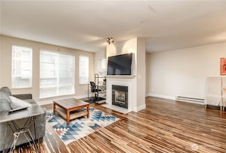 3028 Western Ave Unit 114, Seattle, WA 98121