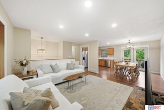 842 W 6th St, Wahoo, NE 68066