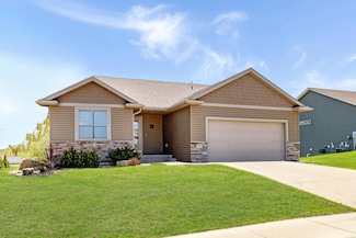 4992 4th St NW, Rochester, MN 55901