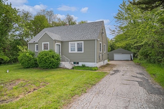 7975 Colorado St, Merrillville, IN 46410