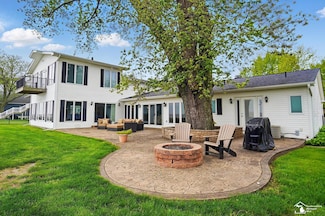 13542 Venetian Dr, Monroe, MI 48161