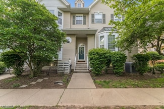 25 Clearbrook Ln, Flemington, NJ 08822