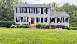 427 South St, Auburn, MA 01501