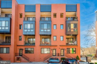 4450 River Ridge Ct, Philadelphia, PA 19129