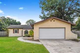 6118 Post Oak Rd W, Jacksonville, FL 32277