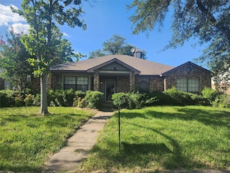7009 Christina Ln, Garland, TX 75043