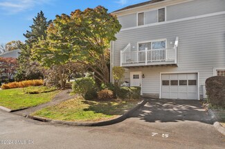 75 Silo Cir, Riverside, CT 06878