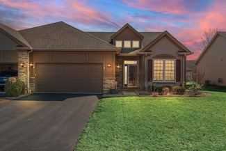 827 Manistee Ave, Schererville, IN 46375