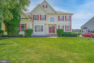 222 Honey Locust Dr, Avondale, PA 19311