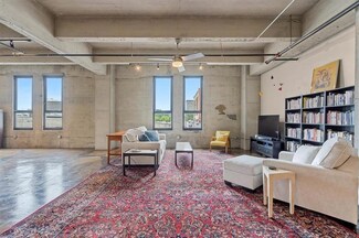 360 W Pershing Rd Unit 210, Kansas City, MO 64108