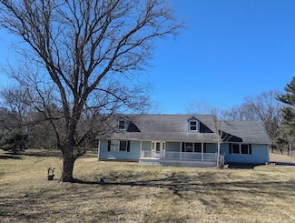 4398 Kensington Rd, Milford, MI 48380