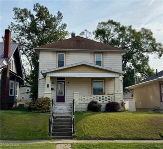 362 Hamilton Ave, Coshocton, OH 43812