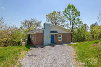 963 Kenham Place, Lenoir, NC 28645