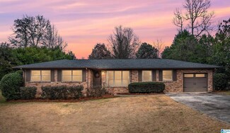 3012 Woodhaven Cir, Vestavia, AL 35243
