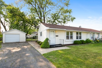 8928 S Ryan Rd, Hometown, IL 60456