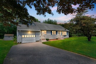 367 Warner Blvd, Taunton, MA 02780