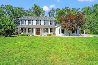 2009 Taylor Ln, Batavia, OH 45103