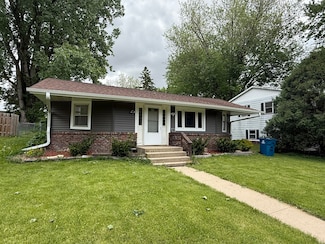165 N Mill St, Cedarville, IL 61013