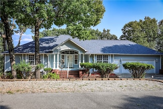 42 Indian Wells Dr, Eureka Springs, AR 72631