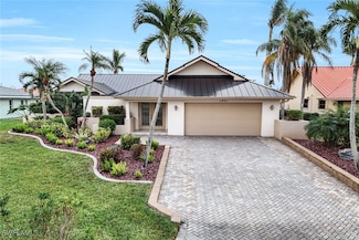 1951 SE 35th St, Cape Coral, FL 33904