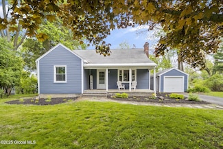 1831 Pawtucket Ave, Schenectady, NY 12309