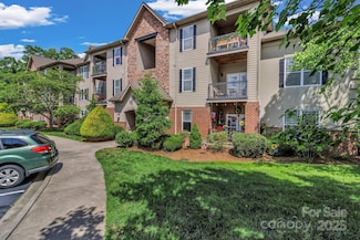 176 Brickton Village Cir Unit 302, Fletcher, NC 28732
