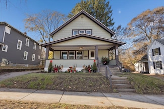 843 Clancy Ave NE, Grand Rapids, MI 49503