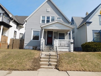 2828 N Richards St, Milwaukee, WI 53212