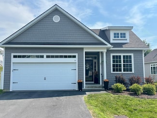 32 Edgewood Brook Rd, Barre, VT 05641